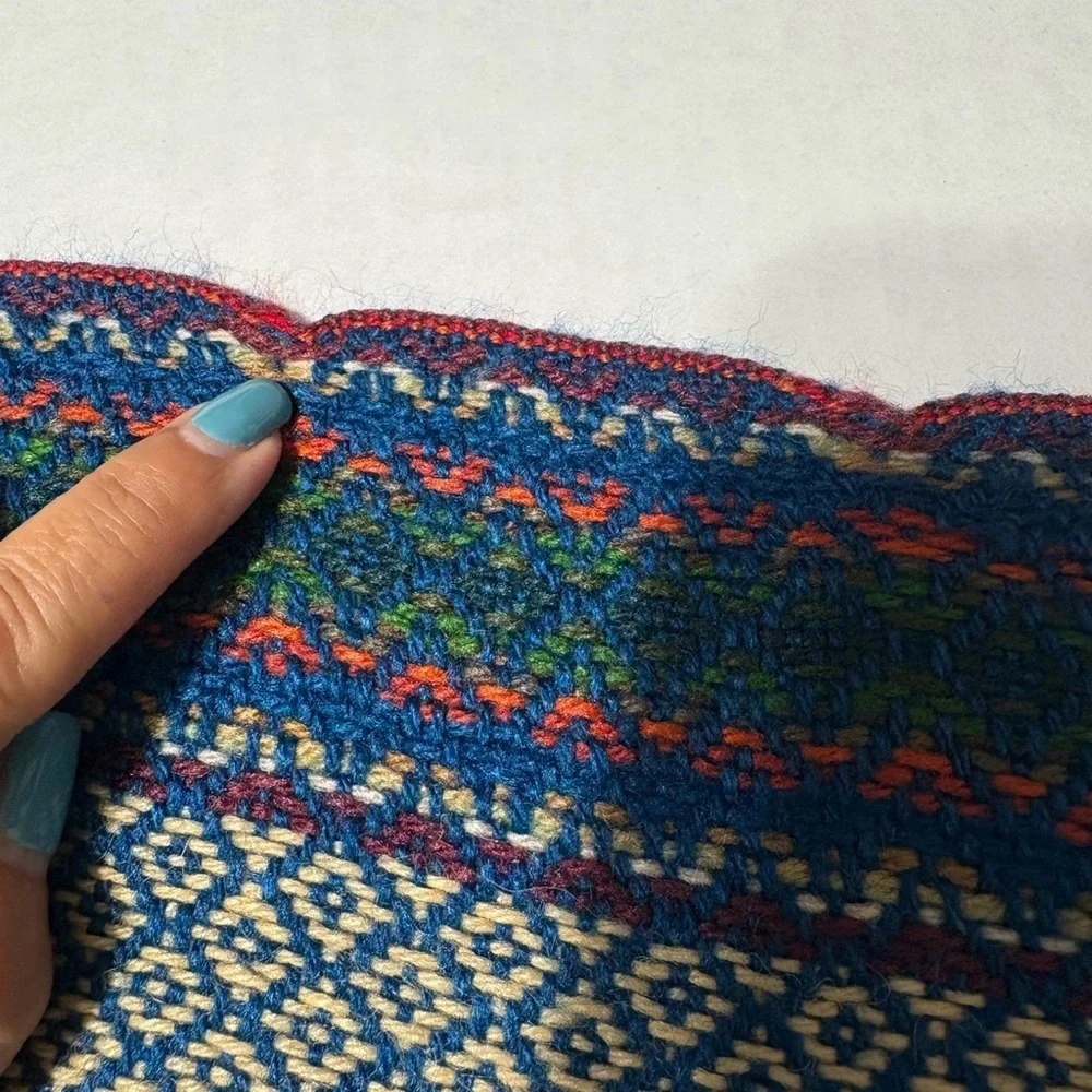 Sumaj Alpaca Multicolor Weave Geometric Pattern. Very Soft, Colorful.‎ Peru
